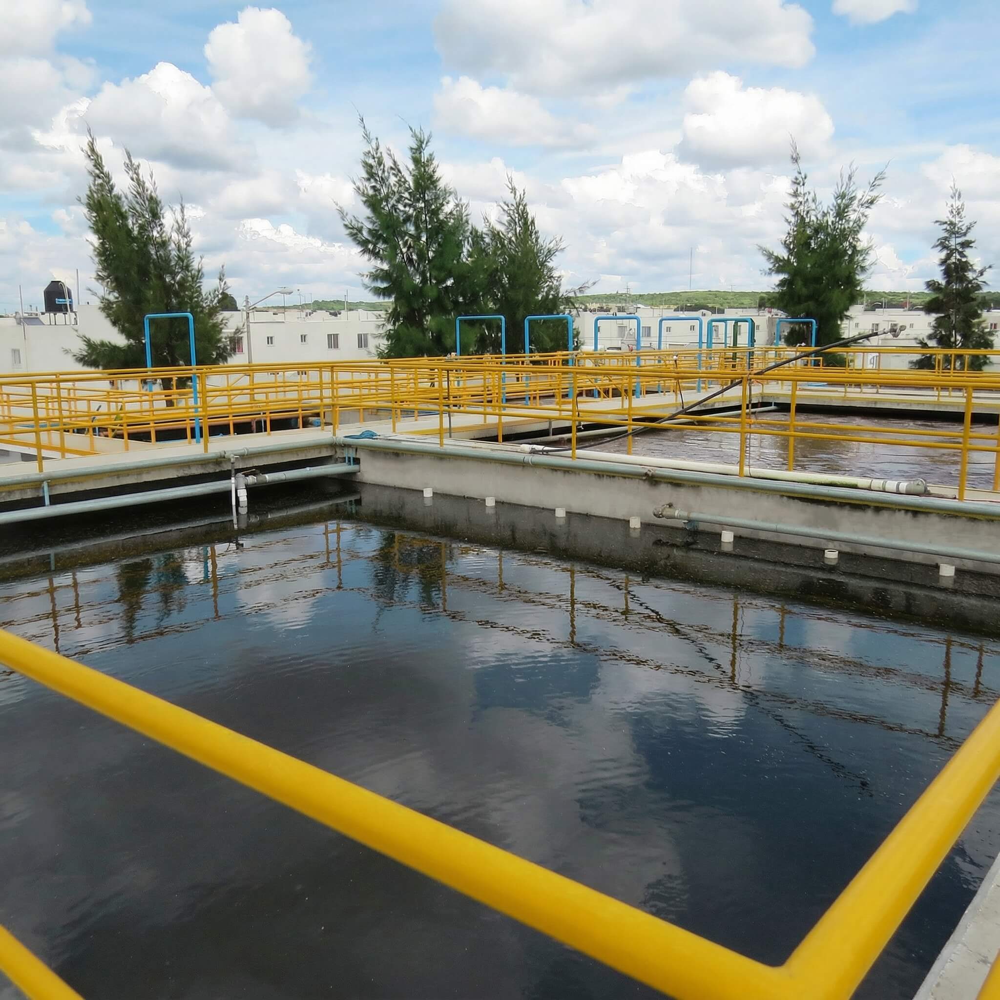 PTAR Fraccionamiento con montaña